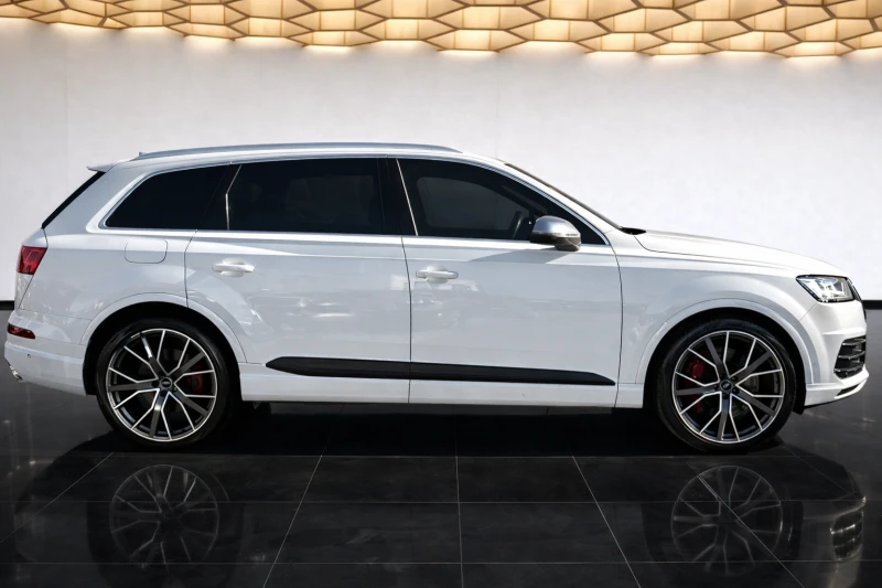 Audi SQ7 4.0TDI 435HP V8 PANO BANG&OLUFSEN EU6C, снимка 4 - Автомобили и джипове - 52929736