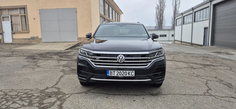 VW Touareg V6 TDI 4MOTION, снимка 5 - Автомобили и джипове - 53191182