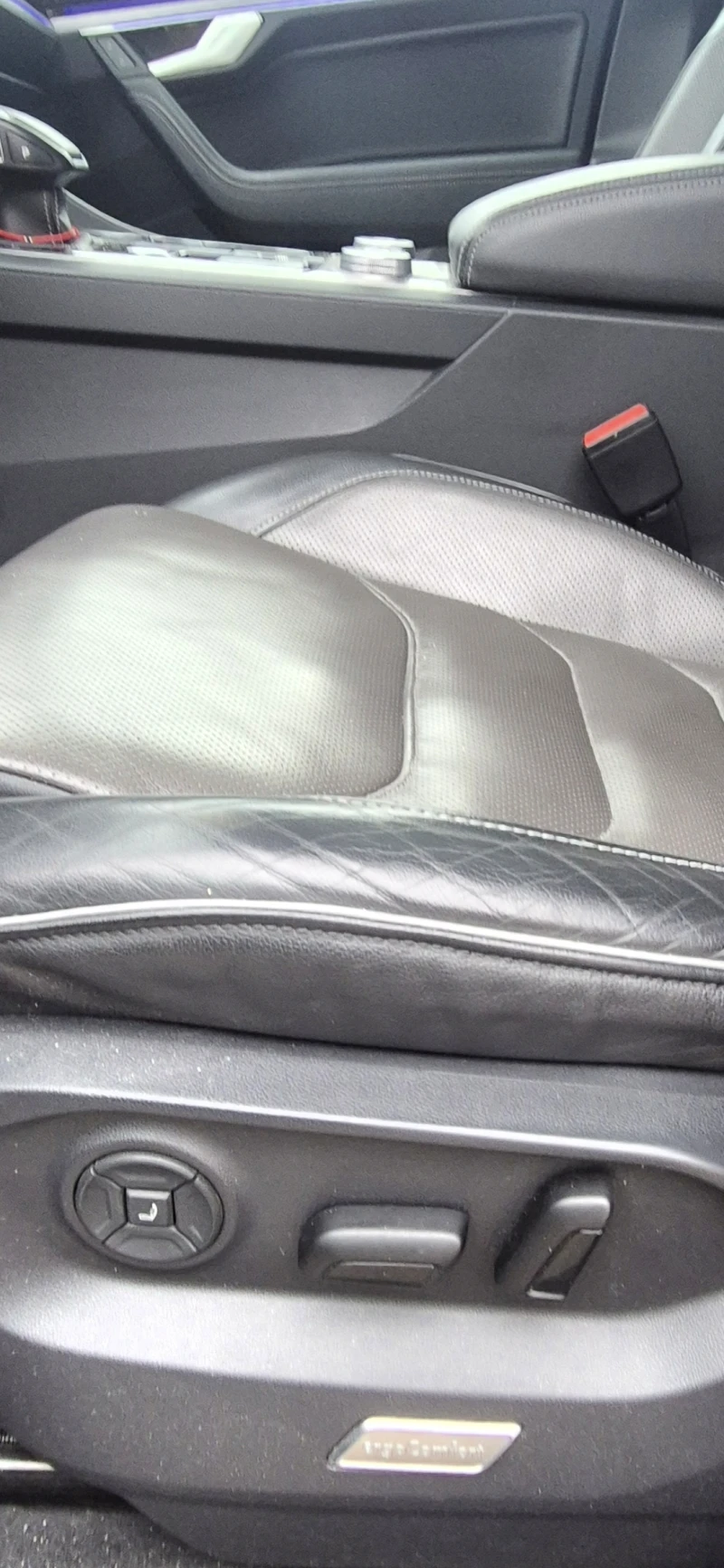 VW Touareg V6 TDI 4MOTION, снимка 10 - Автомобили и джипове - 53191182