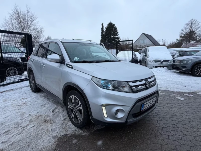 Suzuki Vitara 1.6benzin Aut.Keyless. Led. 120ps, снимка 2 - Автомобили и джипове - 53517193