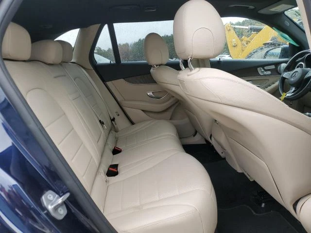 Mercedes-Benz GLC 300 4MATIC 9G-TRONIC, снимка 11 - Автомобили и джипове - 48578595