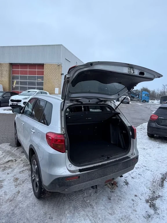 Suzuki Vitara 1.6benzin Aut.Keyless. Led. 120ps - изображение 5