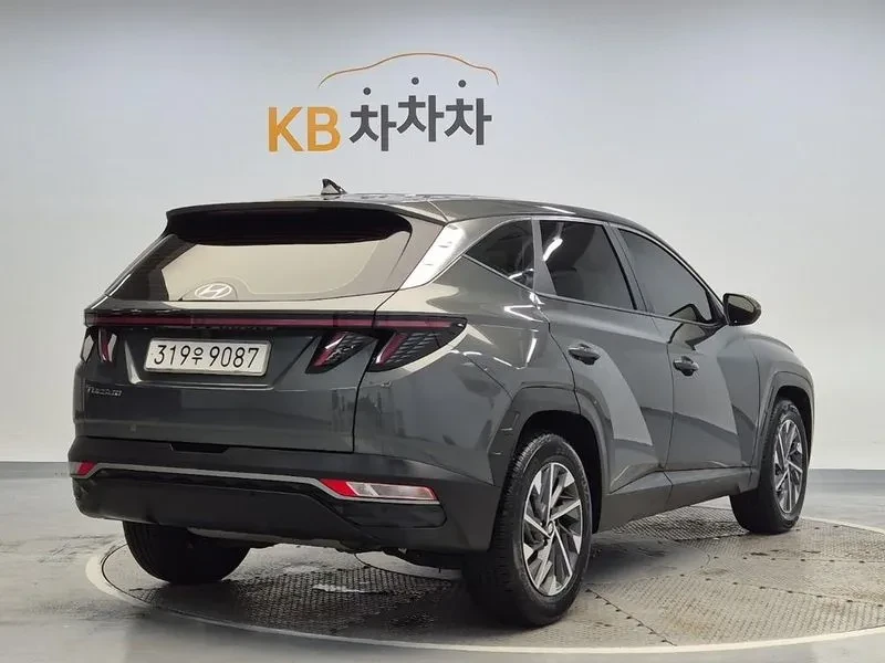Hyundai Tucson 1.6 Hybrid - САМО 30% АВАНС, снимка 3 - Автомобили и джипове - 55991574
