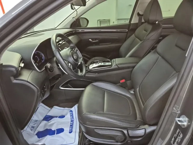 Hyundai Tucson 1.6 Hybrid - САМО 30% АВАНС, снимка 11 - Автомобили и джипове - 55991574