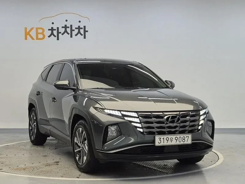 Hyundai Tucson 1.6 Hybrid - САМО 30% АВАНС, снимка 4 - Автомобили и джипове - 55991574