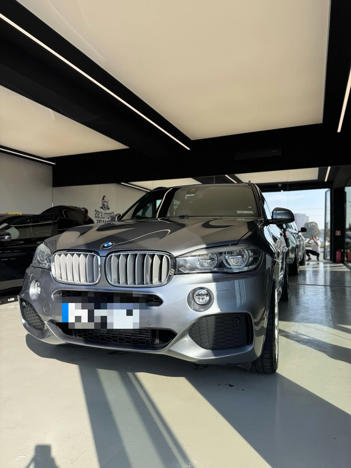BMW X5 40d - изображение 2