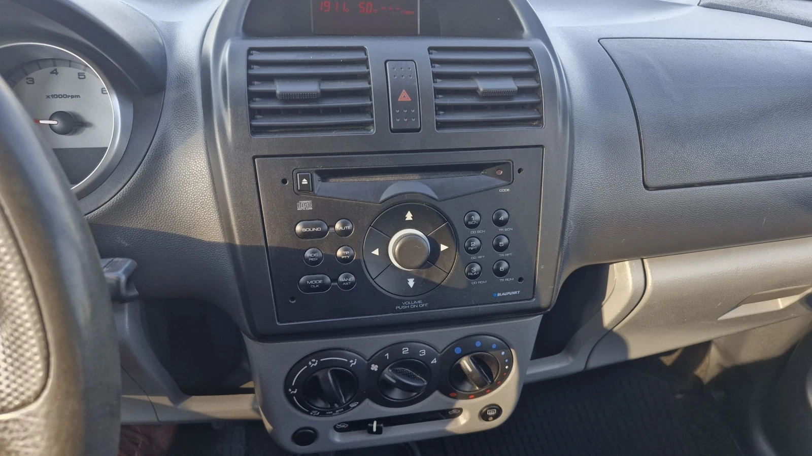 Suzuki Ignis 1.3 4X4 - изображение 5