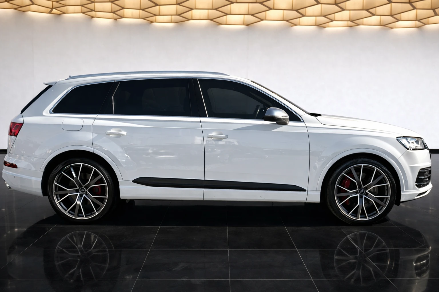 Audi SQ7 4.0TDI 435HP V8 PANO BANG&OLUFSEN EU6C | Mobile.bg � ����������� 4
