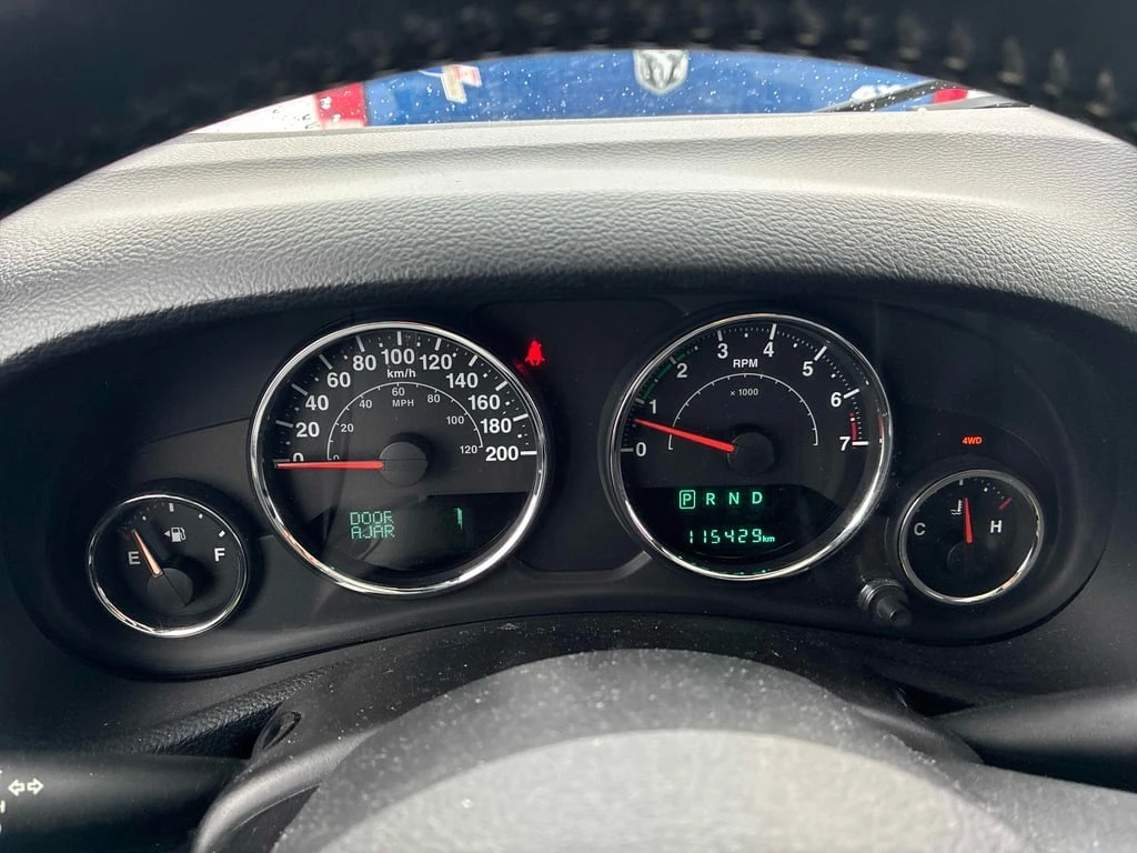 Jeep Wrangler 2016 Rubicon* CARFAX* АВТОФИНАНСИРАНЕ*  - изображение 9