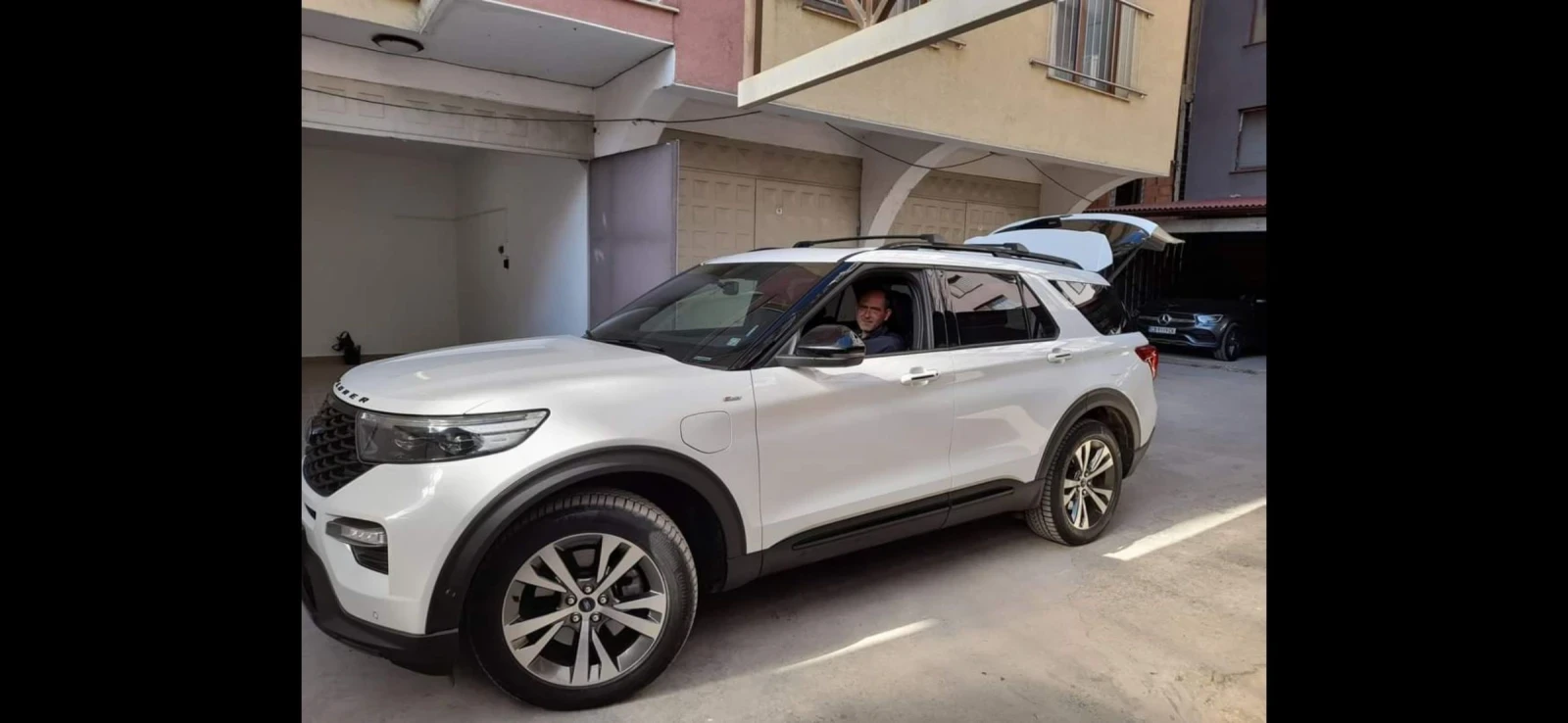 Ford Explorer 3.0 Plug in hibrid - изображение 3