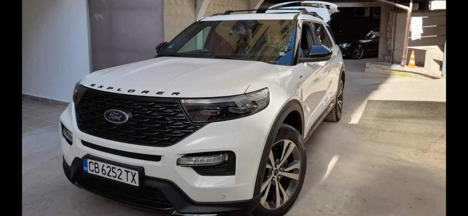 Ford Explorer 3.0 Plug in hibrid - изображение 4