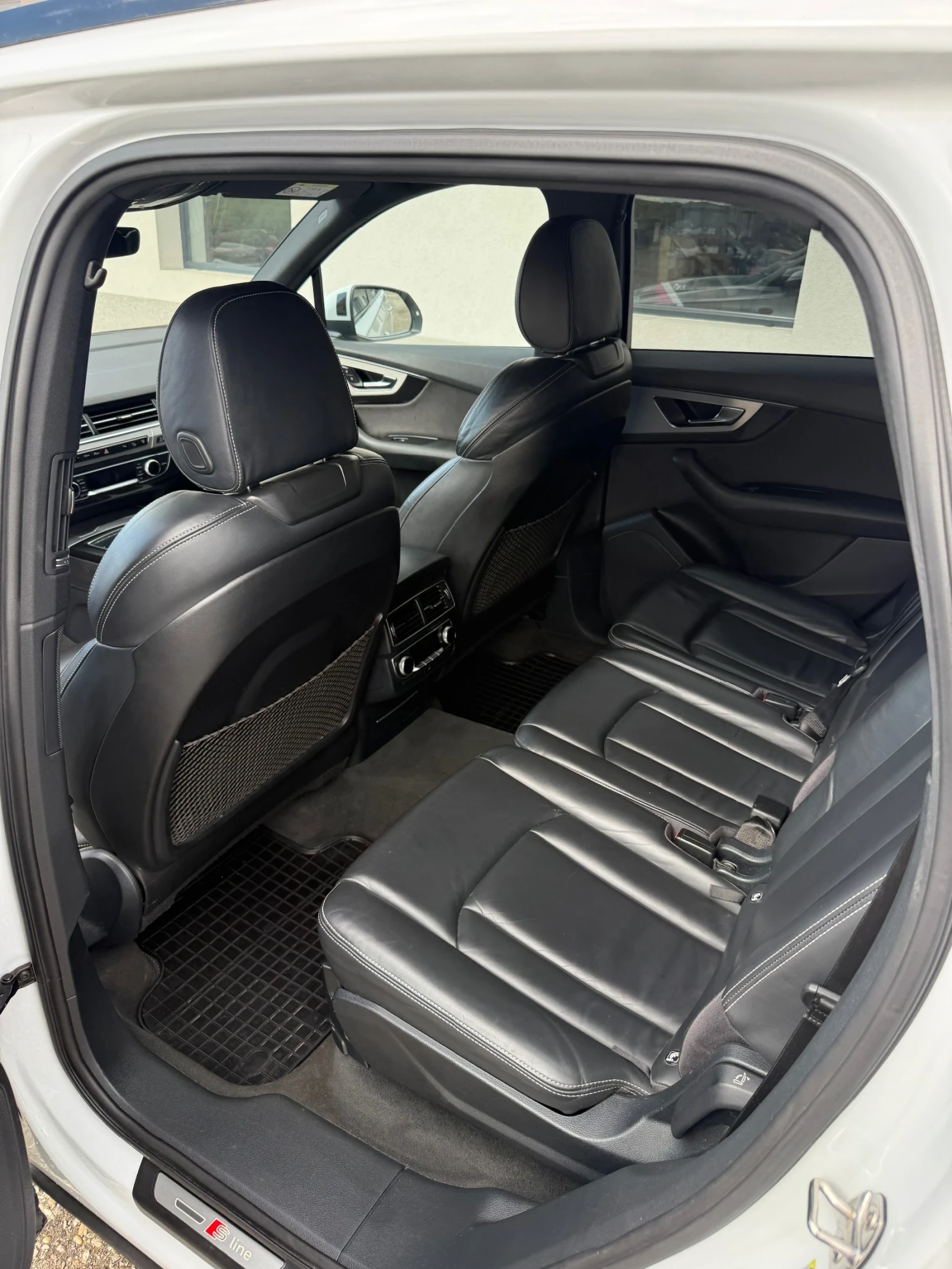 Audi Q7 3.0TDI S-Line  | Mobile.bg � ����������� 7