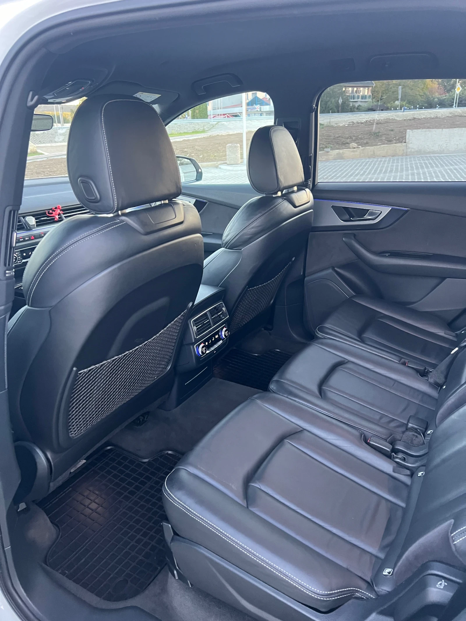 Audi Q7 3.0TDI S-Line , снимка 10 - Автомобили и джипове - 53605419