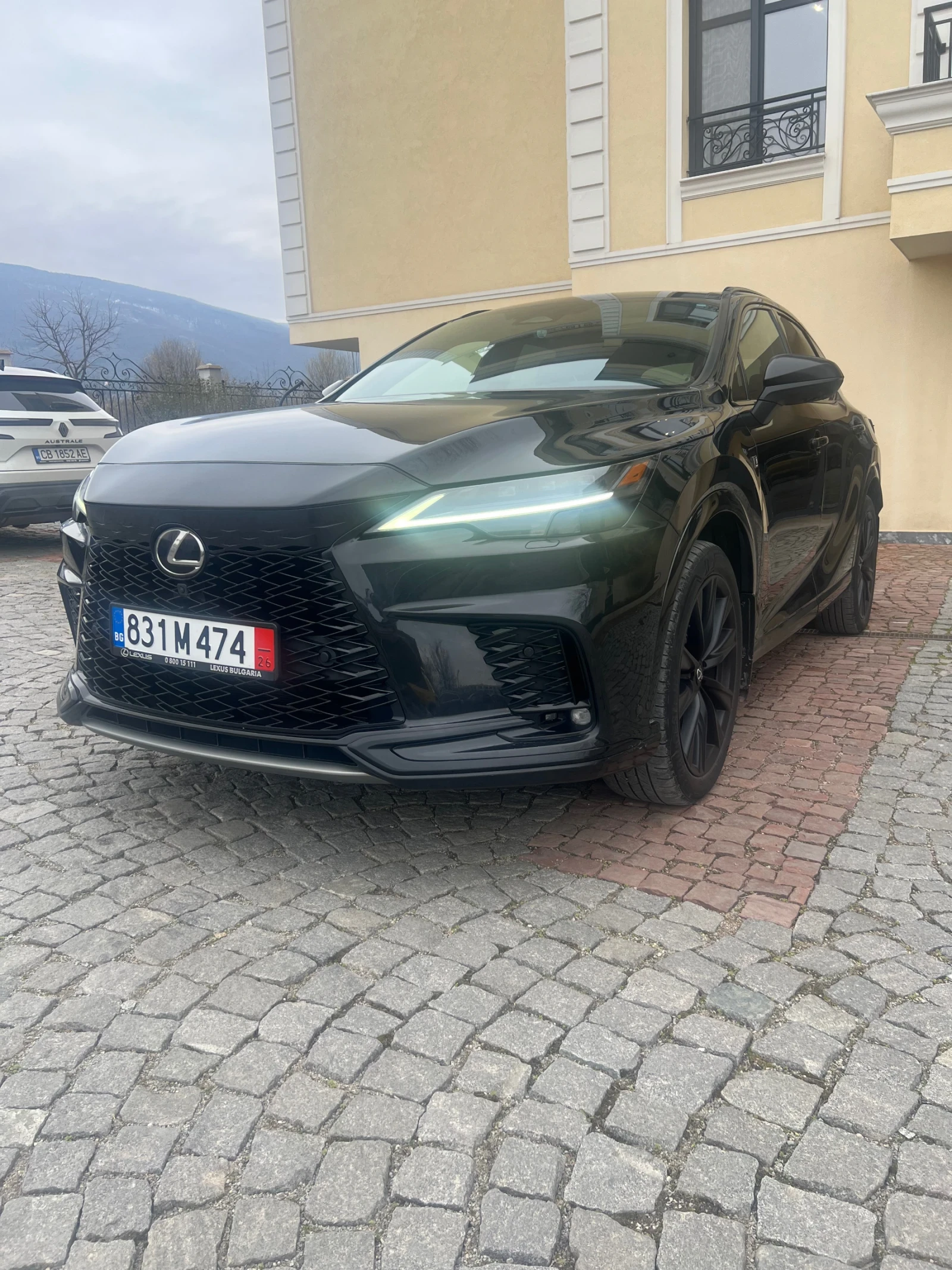 Lexus RX 500h F-Sport, снимка 4 - Автомобили и джипове - 54042820