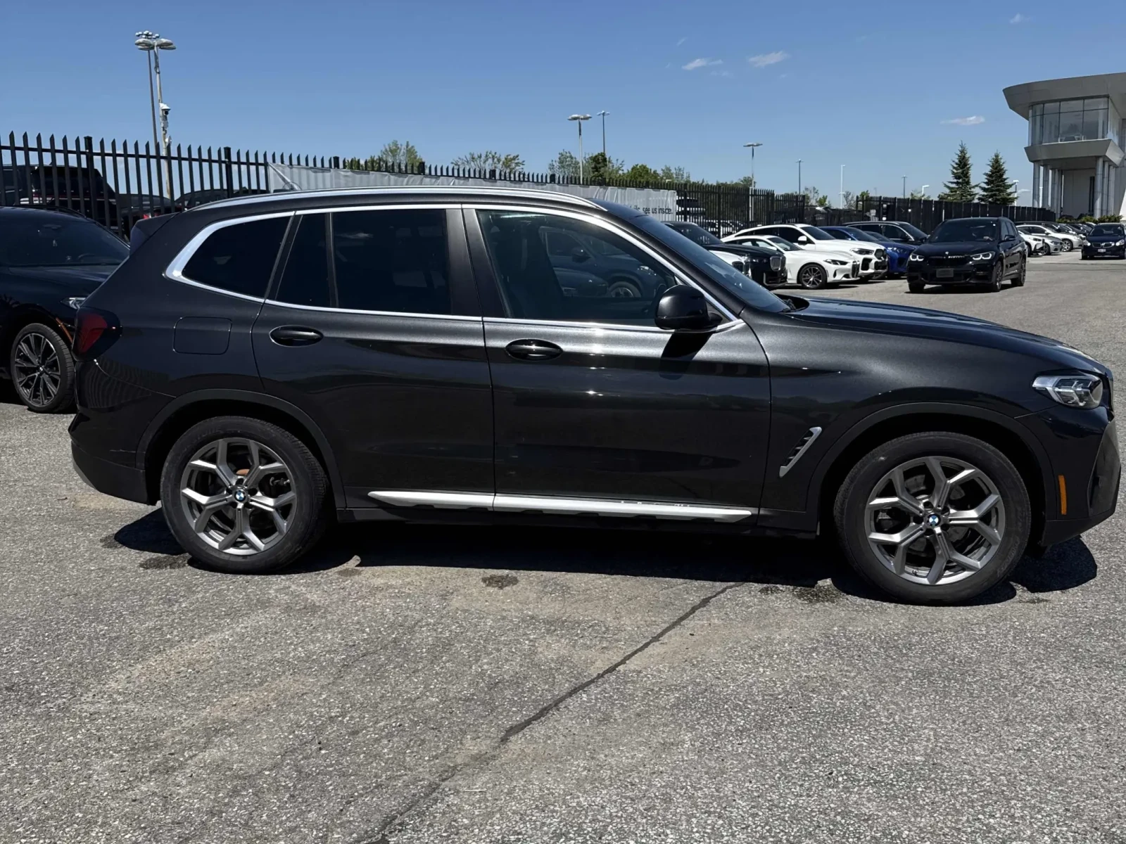 BMW X3 xDrive30i * Keyless  * CARFAX * АВТО КРЕДИТ * , снимка 4 - Автомобили и джипове - 54715081