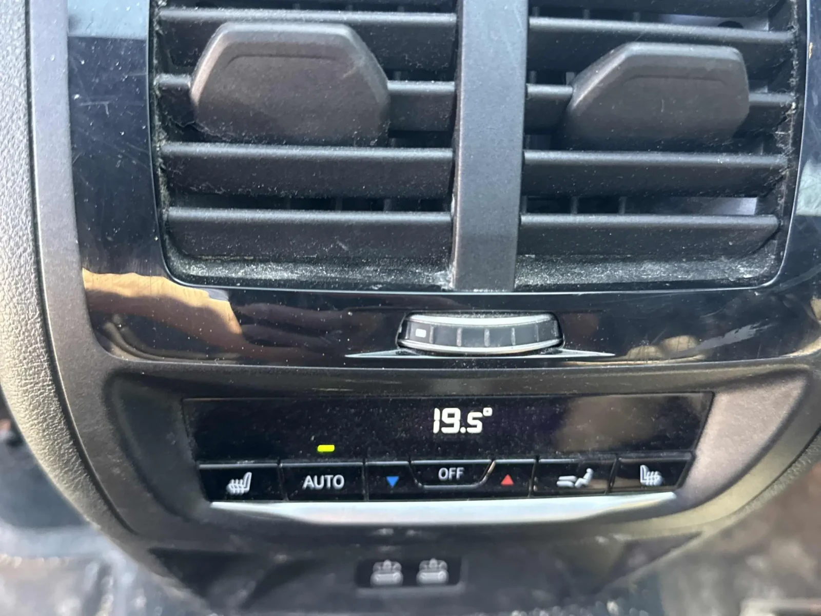 BMW X3 xDrive30i * Keyless  * CARFAX * АВТО КРЕДИТ * , снимка 13 - Автомобили и джипове - 54715081