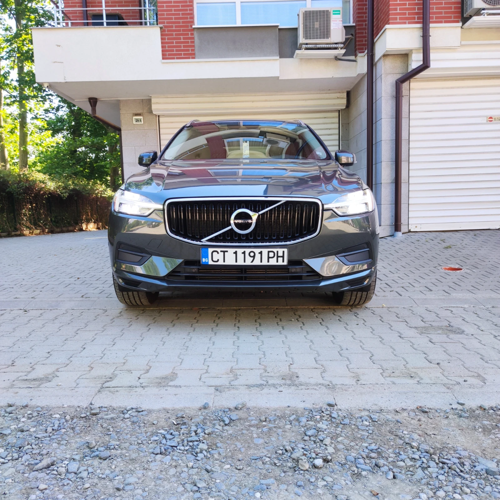 Volvo XC60 2.0 T5, снимка 3 - Автомобили и джипове - 54912473