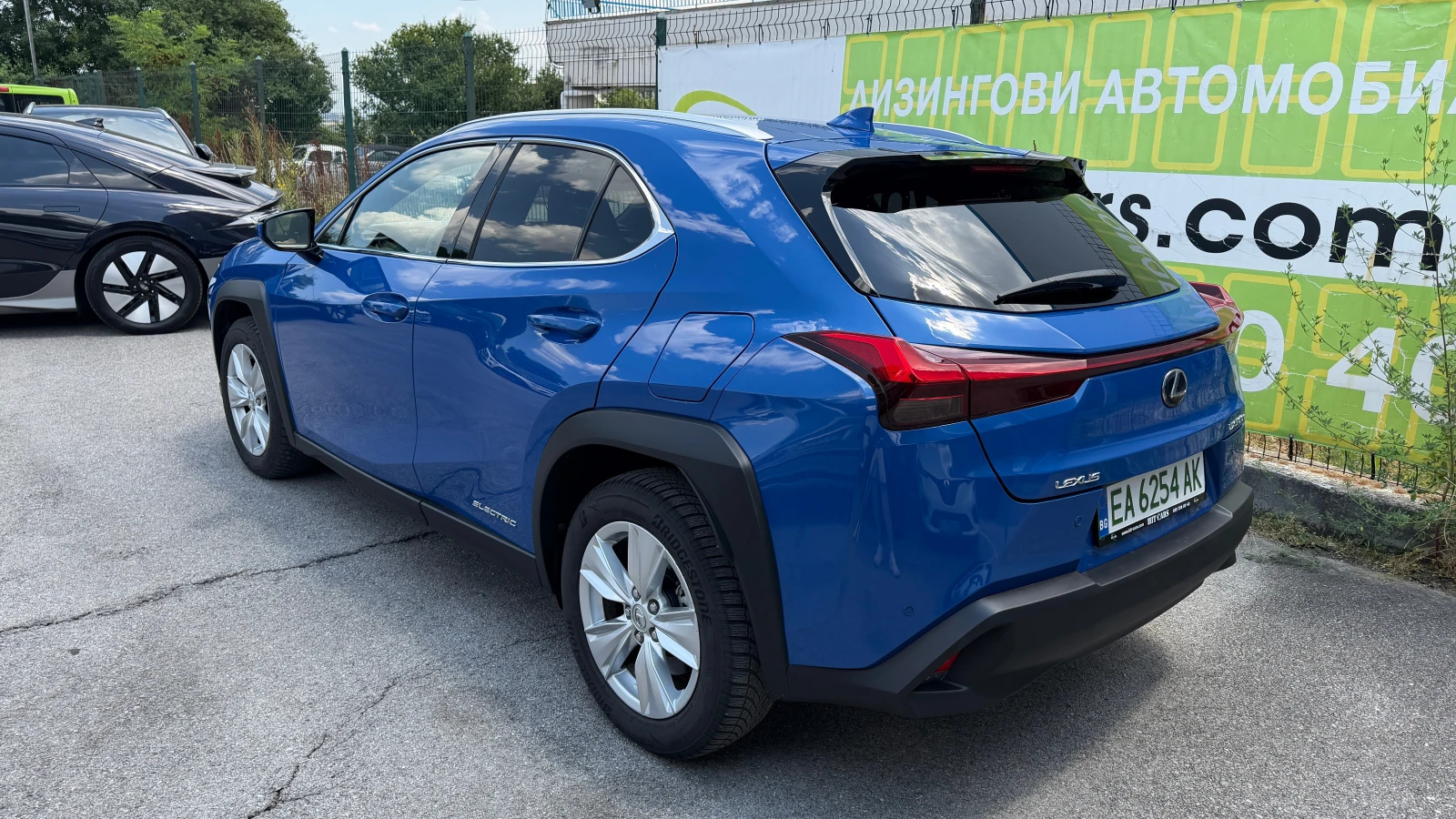 Lexus UX 300e Чисто нов автомобил!, снимка 5 - Автомобили и джипове - 55102091