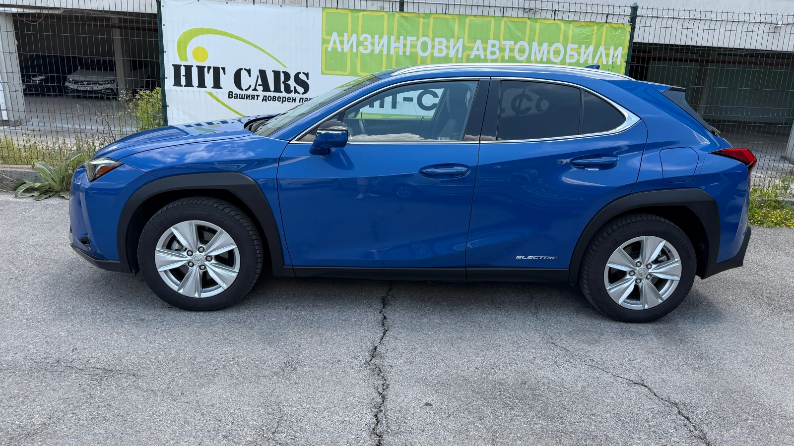 Lexus UX 300e Чисто нов автомобил!, снимка 4 - Автомобили и джипове - 55102091