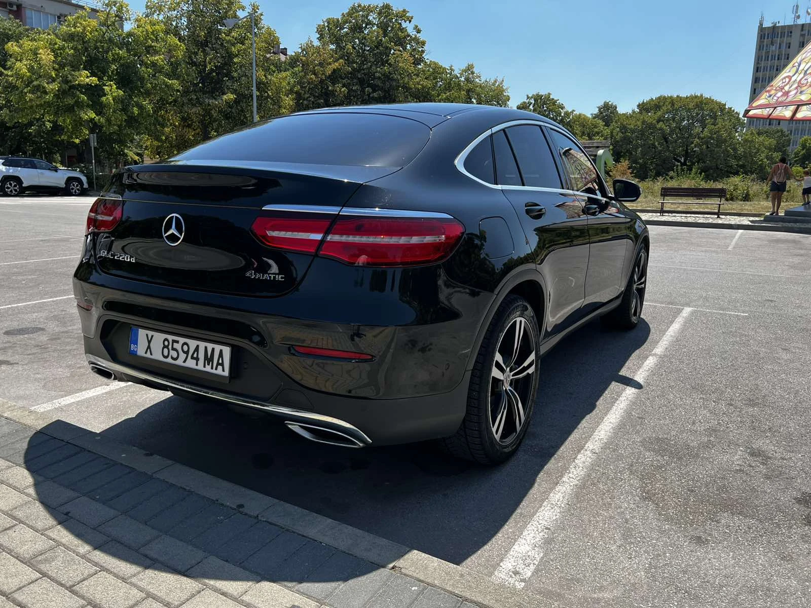 Mercedes-Benz GLC 220, снимка 10 - Автомобили и джипове - 55643927