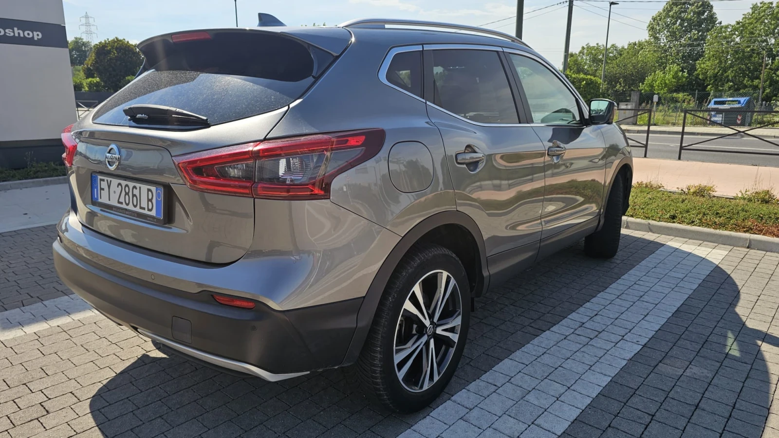 Nissan Qashqai 1.5DCI TEKNA/ОЧАКВАН ВНОС, снимка 3 - Автомобили и джипове - 55693740