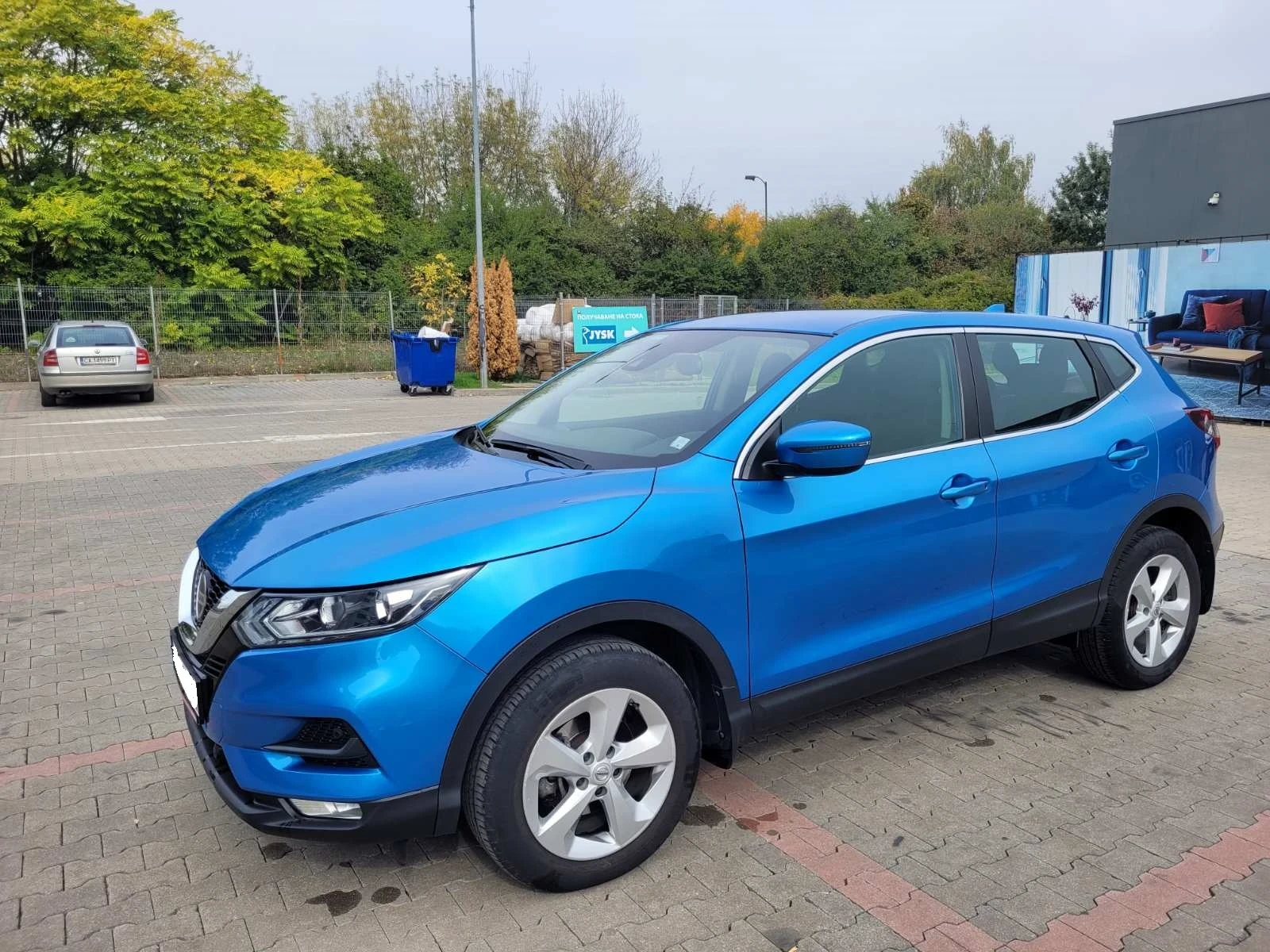Nissan Qashqai 1.5 TD, снимка 3 - Автомобили и джипове - 55788701