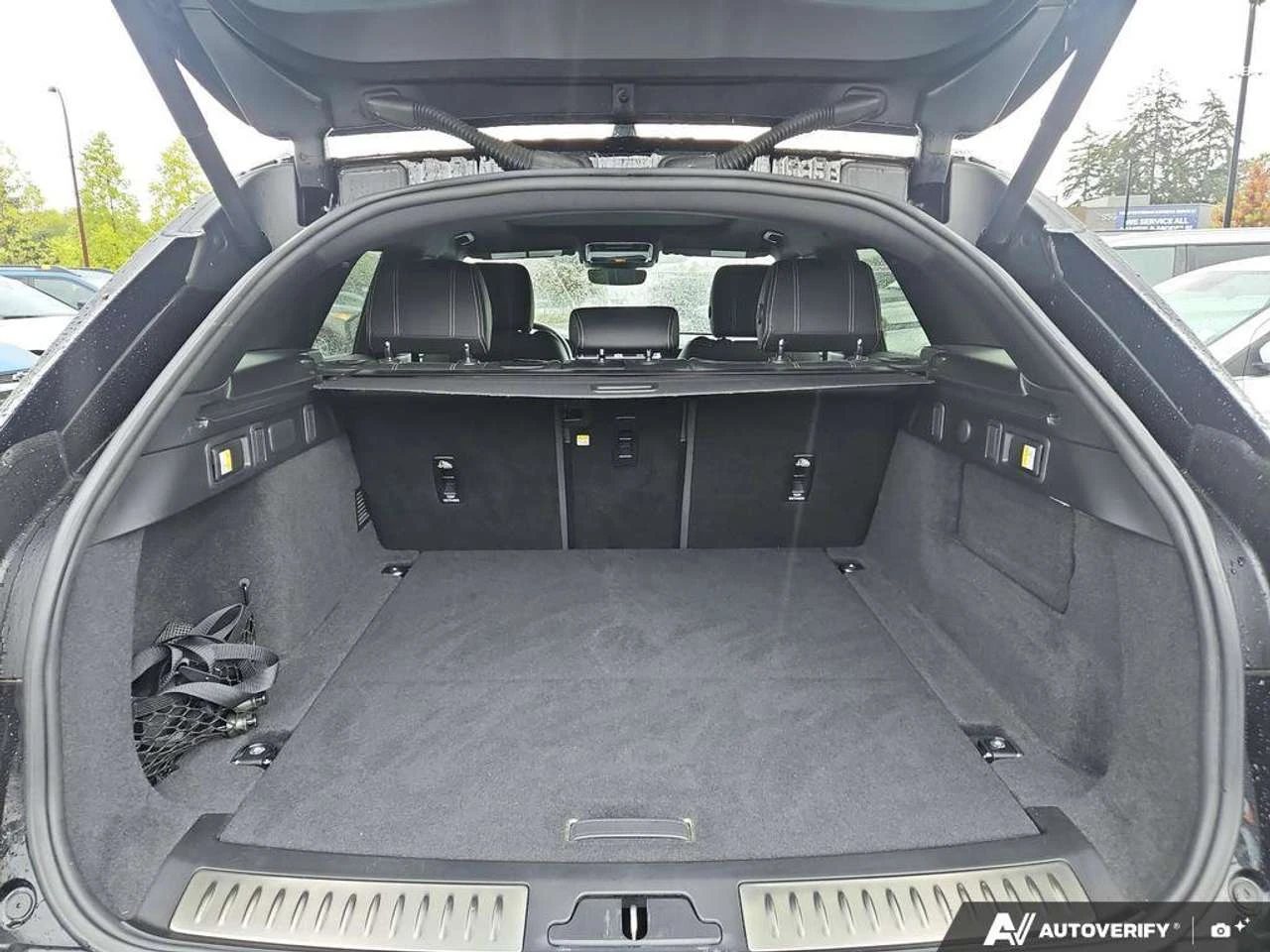 Land Rover Range Rover Velar R-Dynamic S | No Reported Accidents | Locally Owne | Mobile.bg � ����������� 12