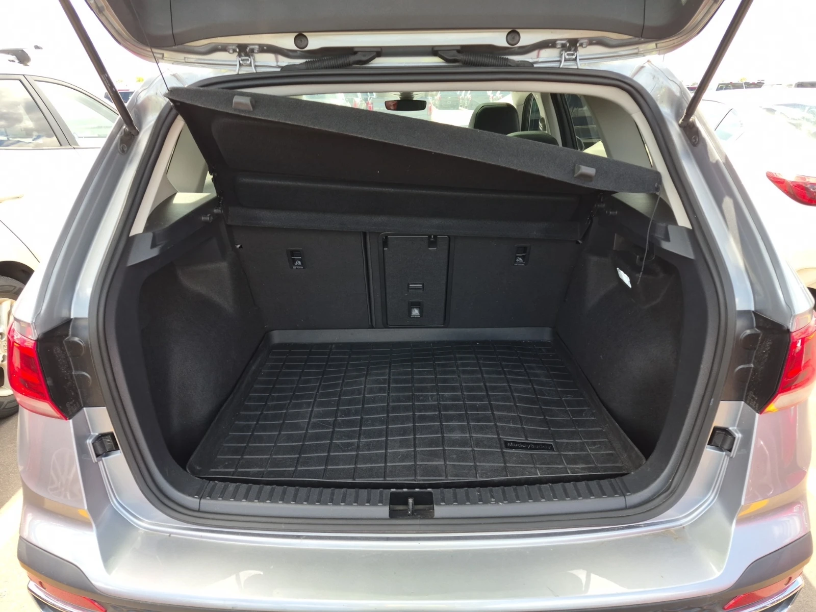 VW Taos Highline / АВТОКРЕДИТ, снимка 15 - Автомобили и джипове - 56741696