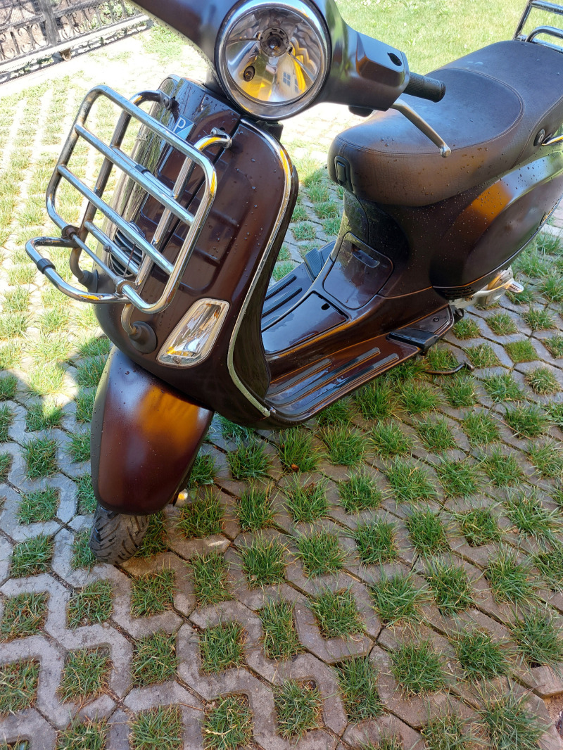 Vespa 50, снимка 2 - Мотоциклети и мототехника - 46410241