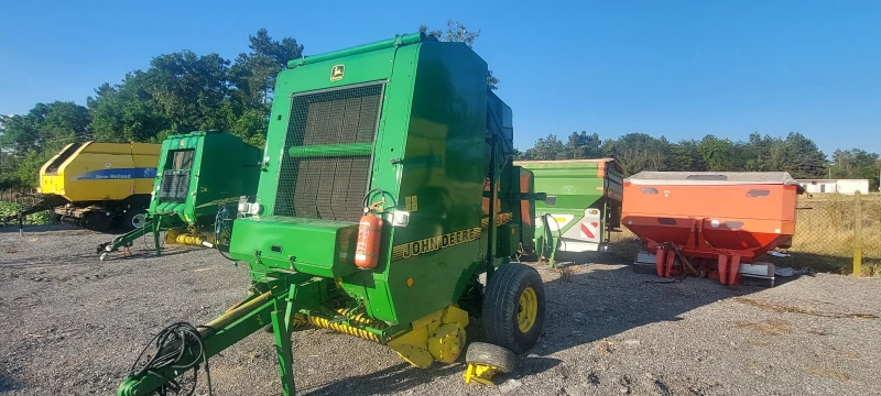 Балировачка John Deere 590