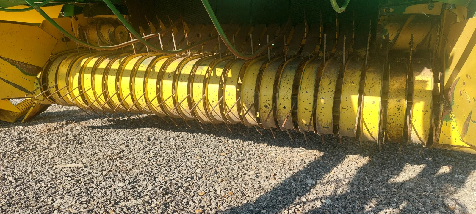 Балировачка John Deere 590 - изображение 8
