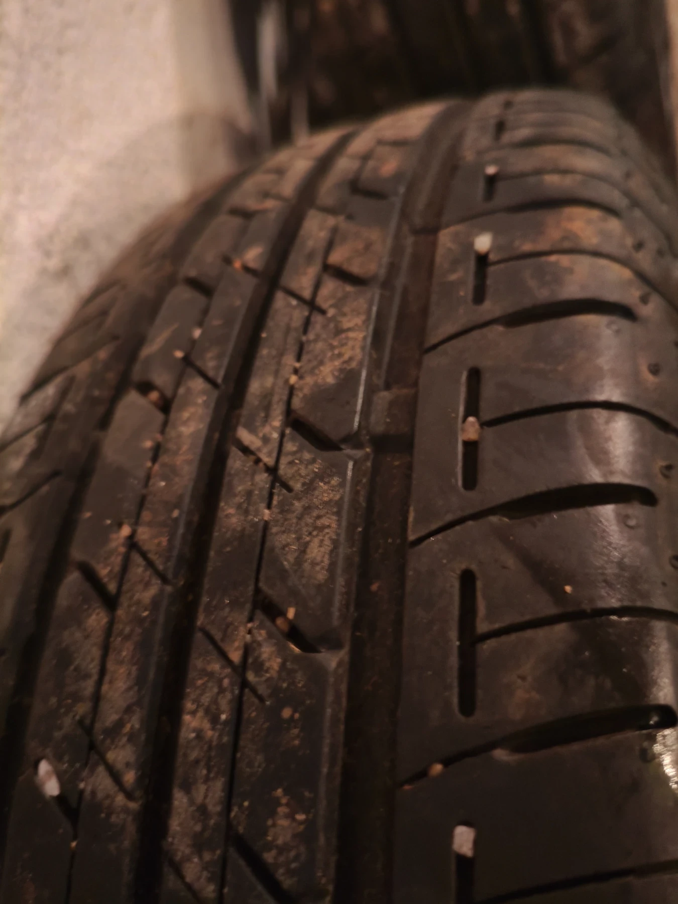 ���� � ������ 165/65R14 | Mobile.bg � ����������� 4