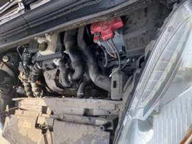 Citroen C4 Picasso 1.6 HDI автоматик, снимка 10