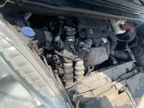 Citroen C4 Picasso 1.6 HDI автоматик, снимка 11