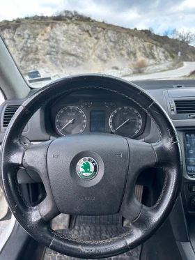 Skoda Octavia 2.0 TDI DSG, снимка 7