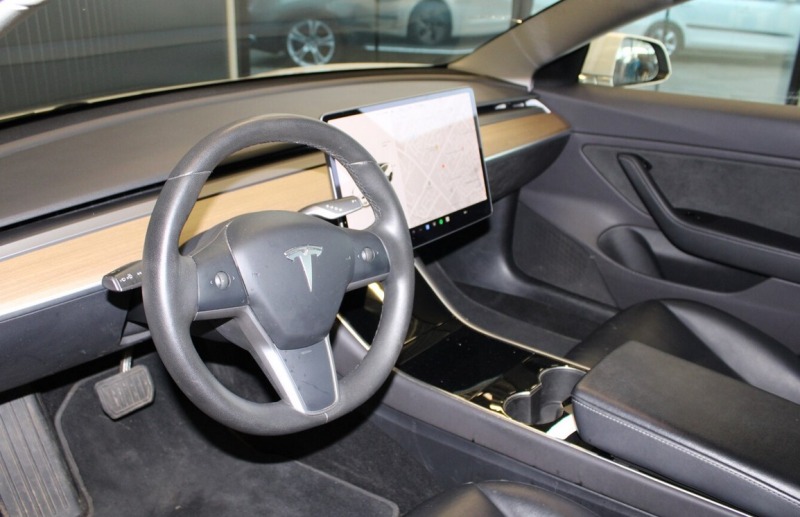 Tesla Model 3 Long Range, 4x4, Европейска, снимка 3 - Автомобили и джипове - 44623733