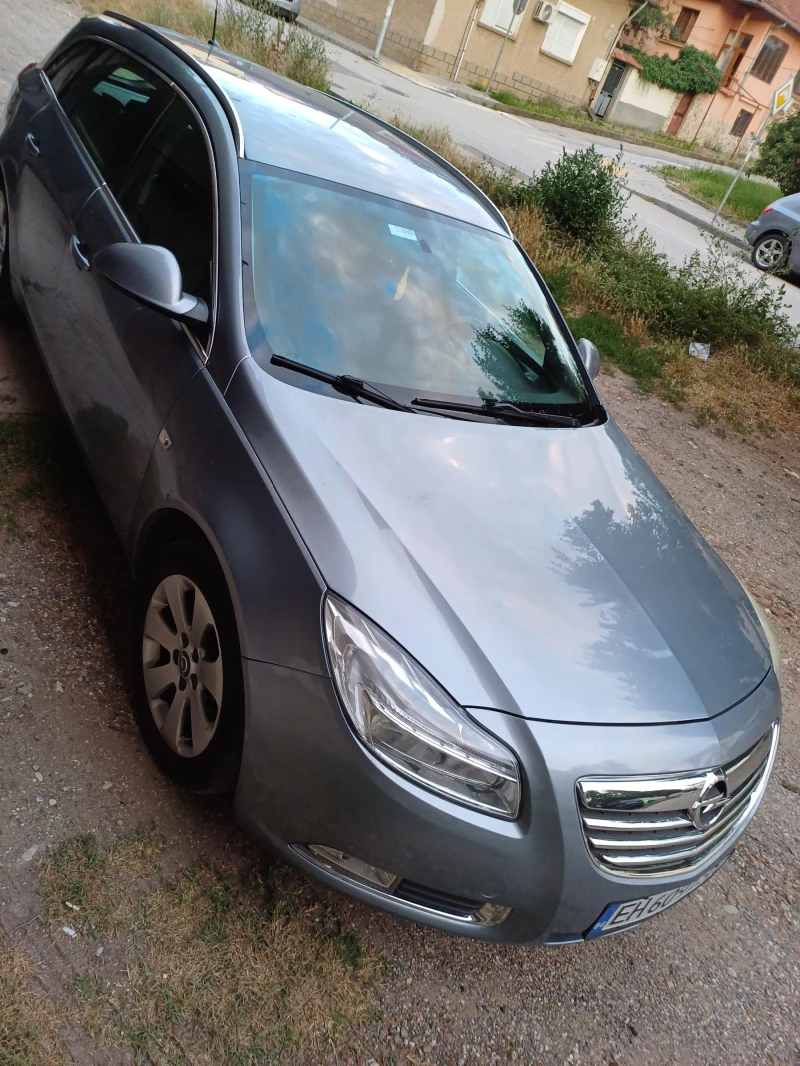 Opel Insignia, снимка 2 - Автомобили и джипове - 47330182