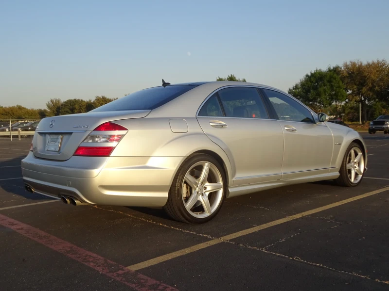 Mercedes-Benz S 63 AMG HARMAN/KARDON* ПАНО* ОБДУХ* МАСАЖ* KEYGO* FULL, снимка 6 - Автомобили и джипове - 47704687