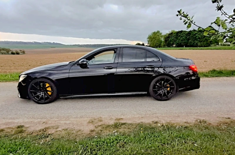 Mercedes-Benz E 350 Очакван Внос  E350d AMG Line* MULTIBEAM, снимка 2 - Автомобили и джипове - 51735323