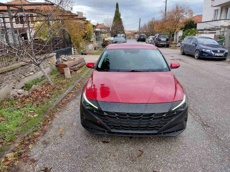 Hyundai Elantra, снимка 3 - Автомобили и джипове - 52471896