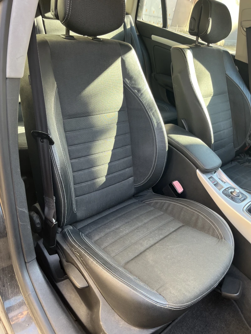 Renault Laguna 2.0, снимка 11 - Автомобили и джипове - 52592690