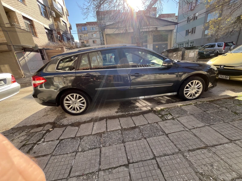 Renault Laguna 2.0, снимка 3 - Автомобили и джипове - 52592690