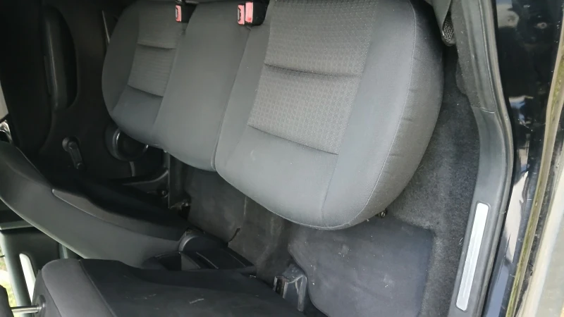 Mercedes-Benz B 170 1.7i , снимка 9 - Автомобили и джипове - 52617333