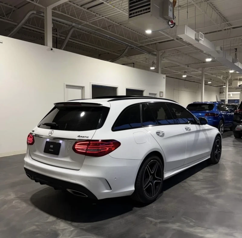 Mercedes-Benz C 300 * * AMG PACK* * CARFAX* * АВТО КРЕДИТ* * , снимка 3 - Автомобили и джипове - 52686882