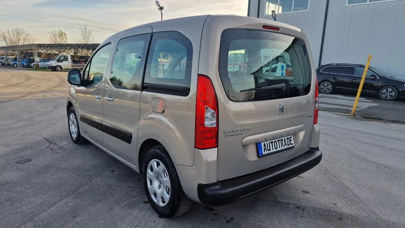 Peugeot Partner 1.6HDI, снимка 8 - Автомобили и джипове - 52725756