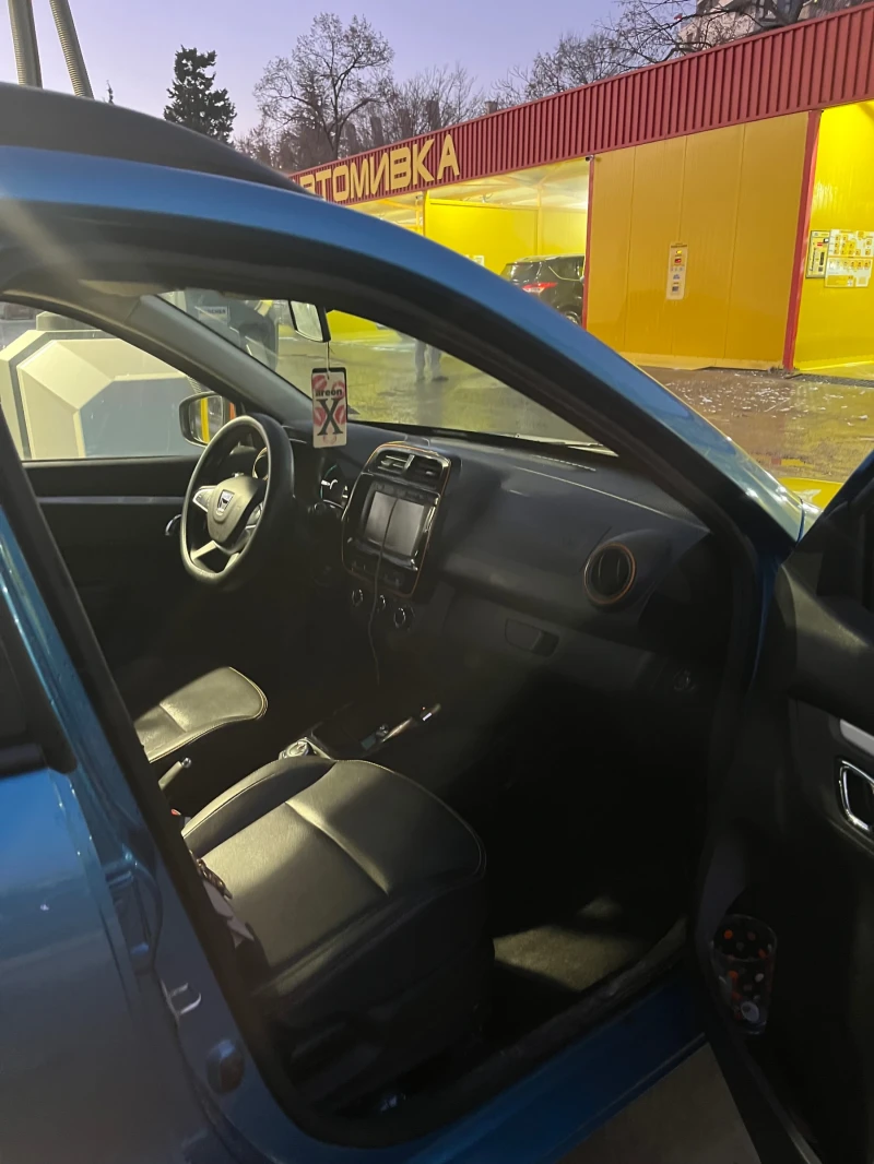 Dacia Spring, снимка 5 - Автомобили и джипове - 52966405