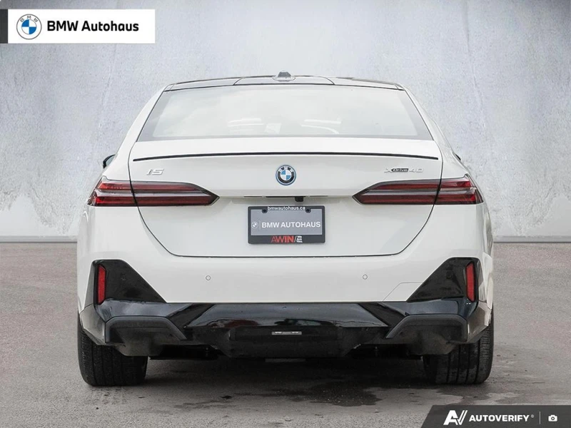 BMW i5  xDrive40* CARFAX* , снимка 3 - Автомобили и джипове - 53248132