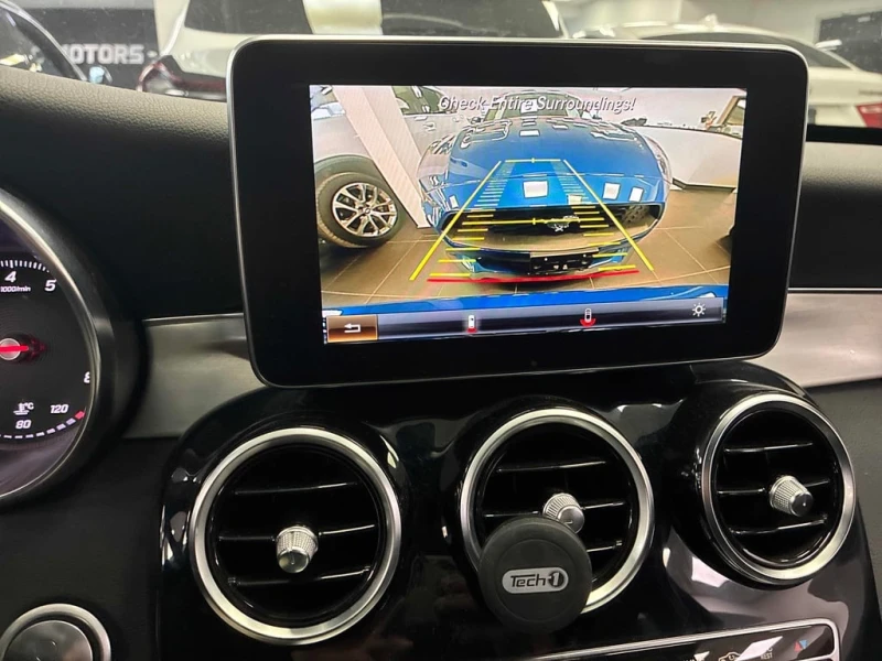 Mercedes-Benz C 300 CARFAX, снимка 12 - Автомобили и джипове - 53293046