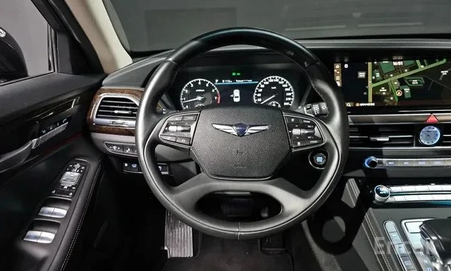 Genesis G90 3.8 GDI V6* Luxury* ДИСТРОНИК* ОБДУХВАНЕ* ПОДГРЕВ, снимка 8 - Автомобили и джипове - 55102501
