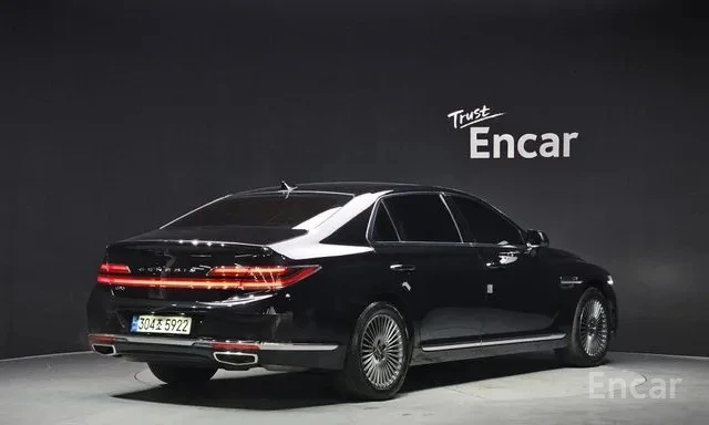 Genesis G90 3.8 GDI V6* Luxury* ДИСТРОНИК* ОБДУХВАНЕ* ПОДГРЕВ, снимка 2 - Автомобили и джипове - 55102501